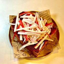 ขนมปังปิ้ง พริกเผาปูอัด