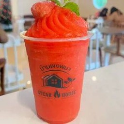 สตรอว์เบอรี่ สมูทตี้