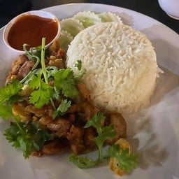 หมูทอดกระเทียม