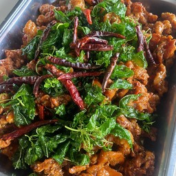 กะเพราไก่กรอบ