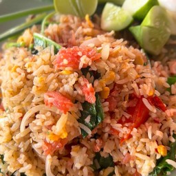 ข้าวผัดแหนมพริกสด