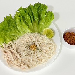 เส้นหมี่ไก่ฉีก