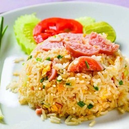 ข้าวผัดแหนม