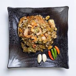 လက်ဖက်သုပ် ( Tea-leaf Salad )