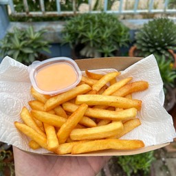รวยเลิศ Gourmet&Snacks (อาหารและของทานเล่น)