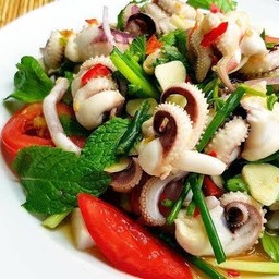 ยำปลาหมึก