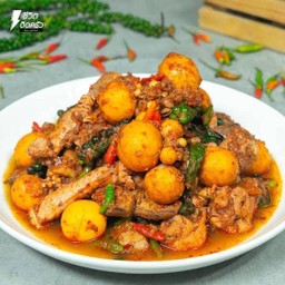 ไข่อ่อนผัดเผ็ด