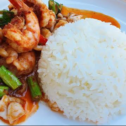 ข้าวพริกแกงทะเล