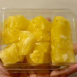 ผลไม้พร้อมทาน ขนมจีนน้ำยาปู by.Nart