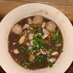 ก๋วยเตี๋ยวเรือหมูสด