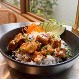 ข้าวไก่เทอริยากิ (150 กรัม)