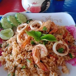 ร้านข้าวมันไก่ ป้าแจ๋ว