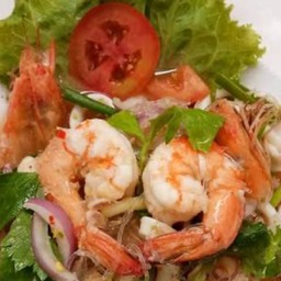 ยำหมูยอกุ้งสด