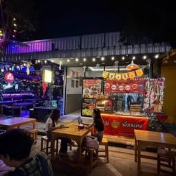 กินปัง&ฟังเพลง (BEER LAB ตลาดพาเจริญคลองสาม) กินปัง&ฟังเพลง (BEER LAB ตลาดพาเจริญคลองสาม)