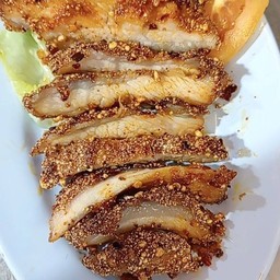 หมูคลุกฝุ่น