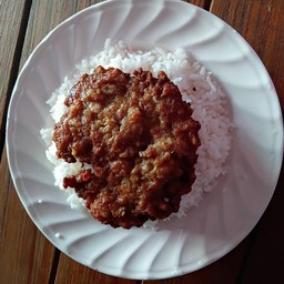 หมูแผ่นทอดราดข้าว