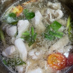 ต้มยำไก่น้ำใส