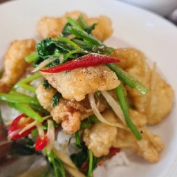 ข้าวปลาผัดขึ้นฉ่าย