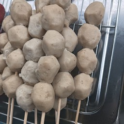 ลูกชิ้นไก่