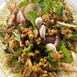 ส้มตำลาบนายหนวด-ซอยเรวดี