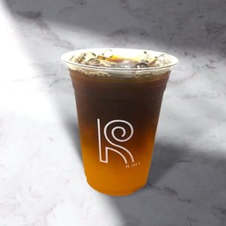 แบล็คออเร้นจ์เฟรช (Black Orange Fresh)