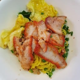 สุริยะบะหมี่กวางตุ้ง