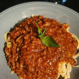 สปาเก็ตตี้โบโลเนส(หมู)ซอสแดง