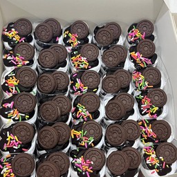 Set 13 happy birthday 25ชิ้น (โอรีโอ้)