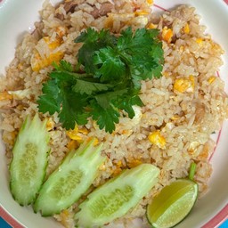 ข้าวผัดเนื้อ