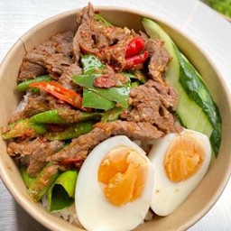 ผัดพริกแกงเนื้อ (90 กรัม)