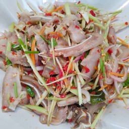 ยำมะม่วงหูหมู