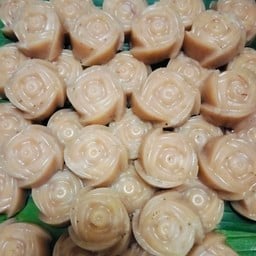 จ๊ะเอ๋ หมี่กะทิ👉ขนมหวาน
