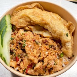 ข้าวไก่คั่วพริกเกลือ (90 กรัม)
