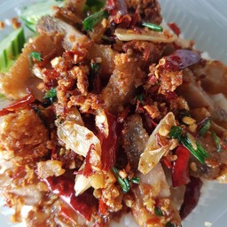 หมูกรอบคั่วเกลือ