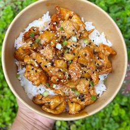 ข้าวราด ... ผัดซอสเกาหลี (ระบุเนื้อสัตว์)