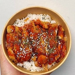 ข้าวไก่ทอดซอสเกาหลี