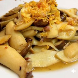 เห็ดออรินจิผัดน้ำมันหอย ( กับข้าว )