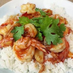 กุ้งกระเทียมราดข้าว