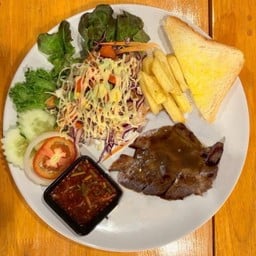 สเต็กสันคอจิ้มแจ่ว