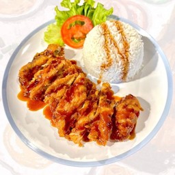 ข้าวไก่กรอบฮอตสไปซี่