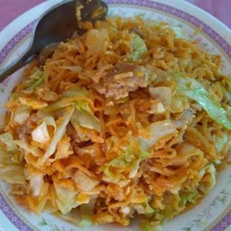 ผัดมาม่าไข่