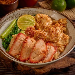 ห่อเกี๊ยวกุ้งหมูแดง (ต้มยำ)