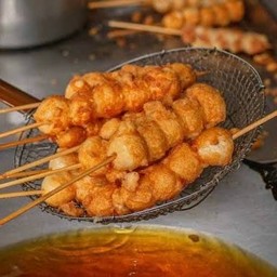 ลูกชิ้นทอด (ไม้)