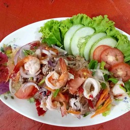 ยำวุ้นเส้นทะเล
