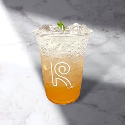 บ๊วยน้ำผึ้งโซดา (Honey & Plum Soda)