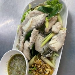 เนื้อปลากระพงลวกจิ้ม