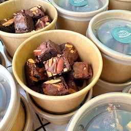 บราวนี่เนื้อฟัดจ์-ใส่อัลมอนด์