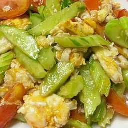 แตงผัดไข่ ( กับข้าว )