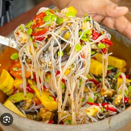 ตำซั่วหน่อไม้สดหอยนา