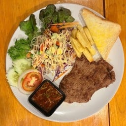 สเต็กเนื้อจิ้มแจ่ว